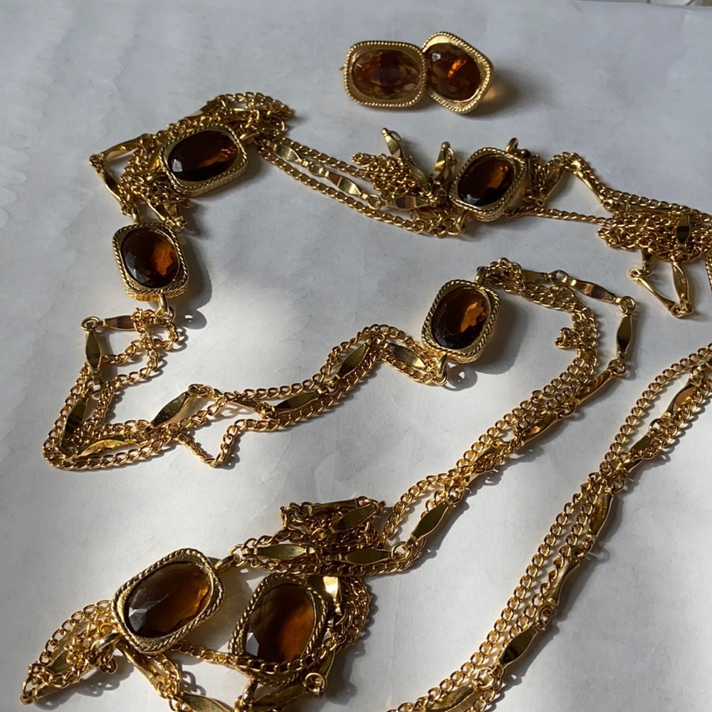 Vintage Sarah Coventry Necklace and Earrings